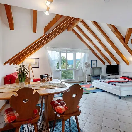 Tetto Piccolo Apartment *